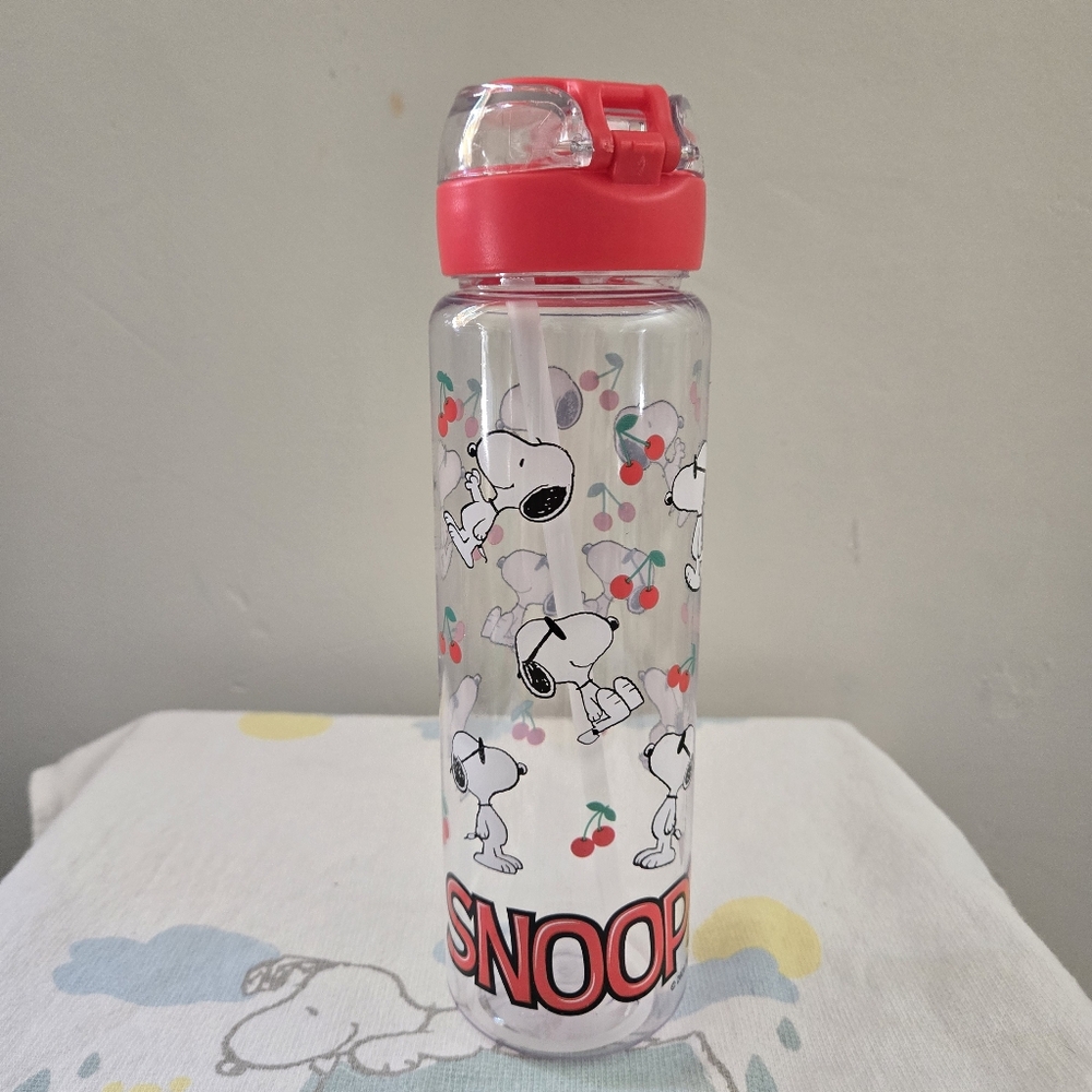 Peanuts: Snoopy Water Bottle with Cherry Design - Picture 3 of 8